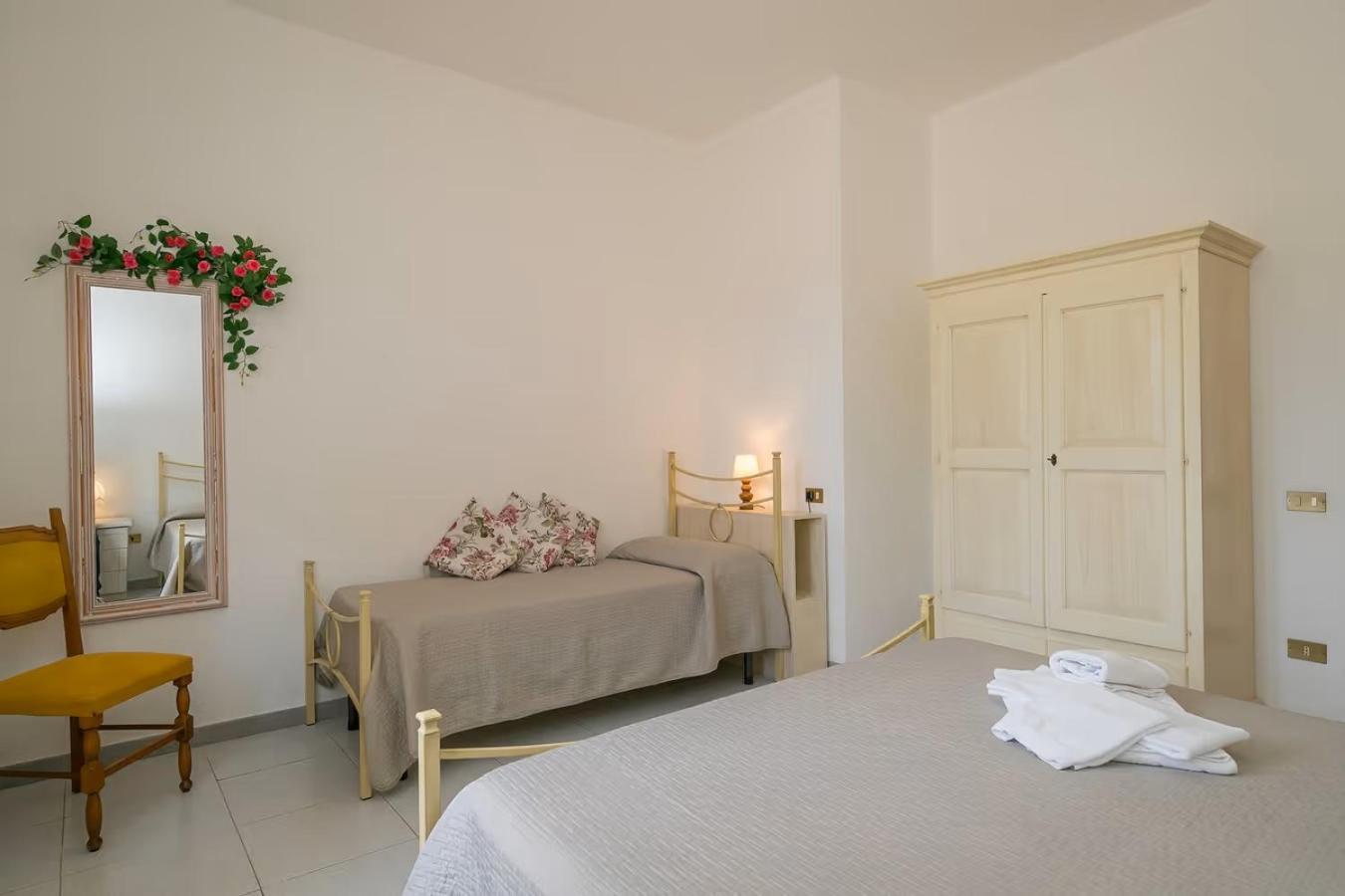Agriturismo I Debbi Bibbona Eksteriør bilde