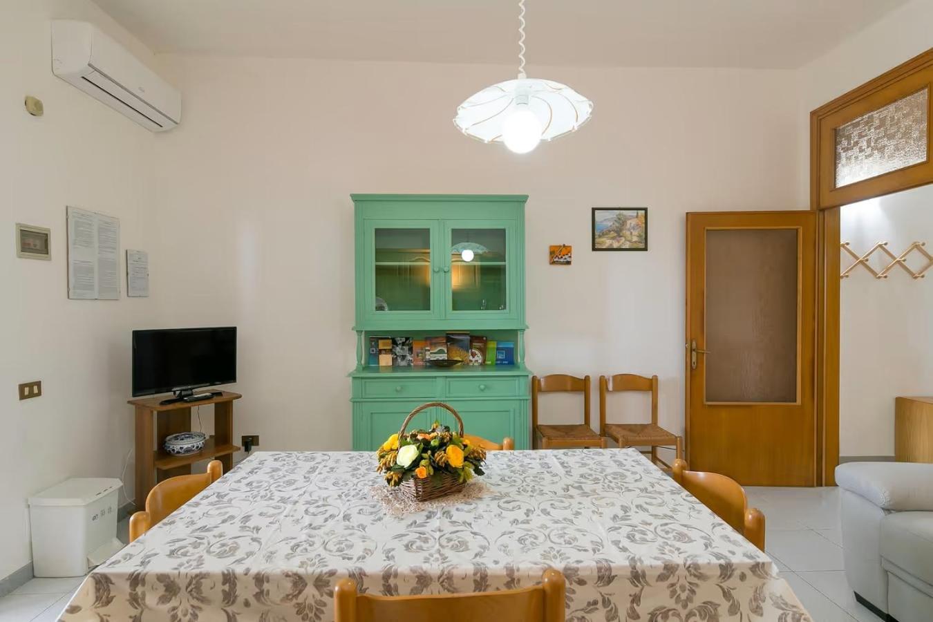 Agriturismo I Debbi Bibbona Eksteriør bilde